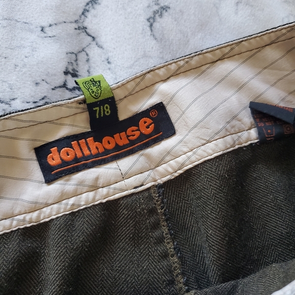 Dollhouse stretch flare pants - Picture 2 of 8